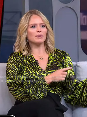 Sara’s yellow animal print blouse on GMA Strahan Sara And Keke