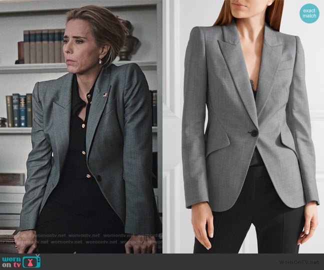 Alexander McQueen Wool-jacquard blazer worn by Elizabeth McCord (Téa Leoni) on Madam Secretary