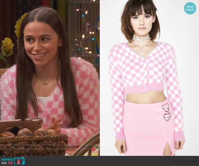 Sugar Thrillz Sweet Daydream Checkered Cardigan worn by Tess O'Malley (Sky Katz) on Ravens Home
