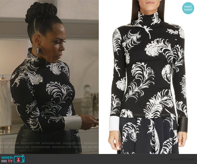 Loewe Leather Cuff Feather Print Top worn by Tegan Price (Amirah Vann) on How to Get Away with Murder
