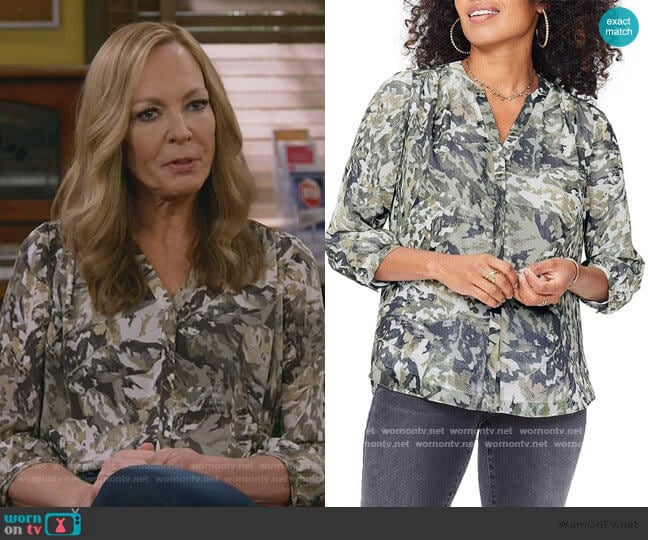 NYDJ Pleat Back Blouse worn by Bonnie Plunkett (Allison Janney) on Mom