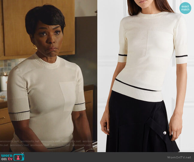 Proenza Schouler Ribbed Silk-Blend sweater worn by Athena Grant (Angela Bassett) on 9-1-1