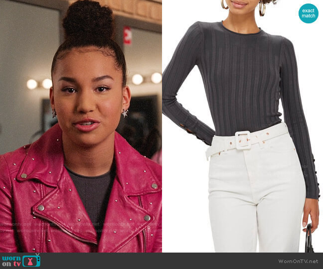 Topshop Ribbed Sweater in Charcoal worn by Gina (Sofia Wylie) on High School Musical The Musical The Series