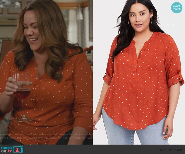 Torrid Printed Shirt worn by Katie Otto (Katy Mixon) on American Housewife
