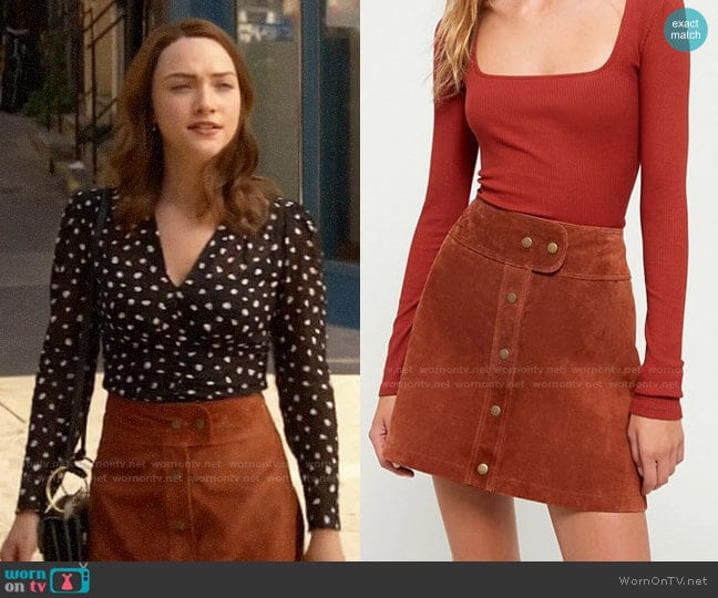 Urban Outfitters Cardiff Suede Mini Skirt worn by Cara Bloom (Violett Beane) on God Friended Me