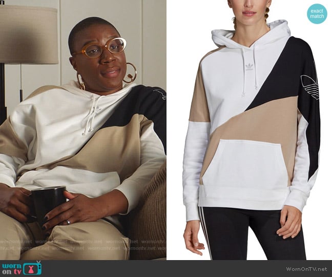 Adidas OG Colorblock Hoodie worn by Henrietta Wilson (Aisha Hinds) on 9-1-1