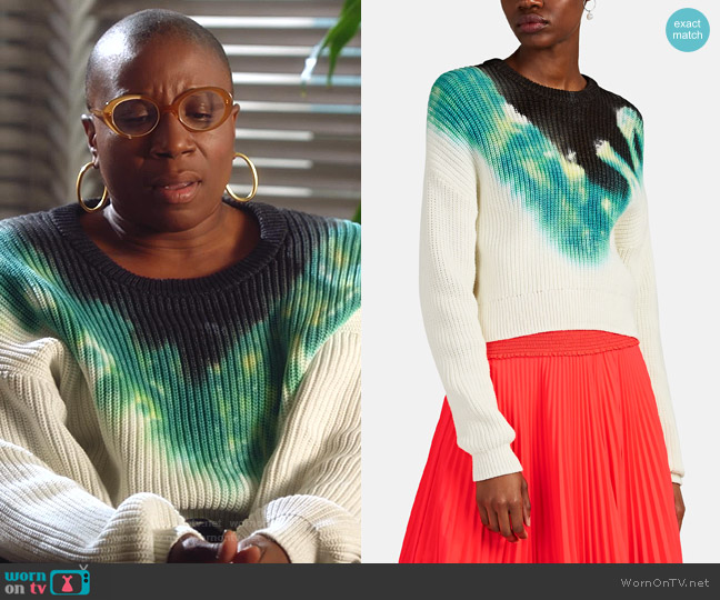 A.L.C. Elinor Tie-Dyed Cotton-Blend Sweater worn by Henrietta Wilson (Aisha Hinds) on 9-1-1