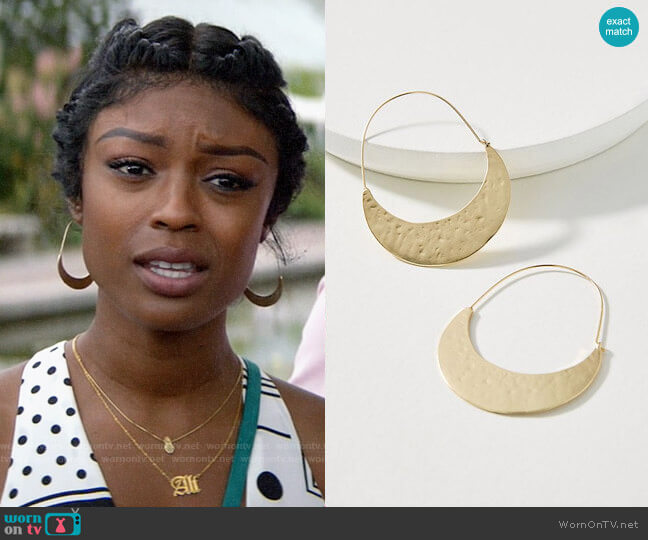 Crescent Hoop Earrings from Anthropologie worn by Ali Finer (Javicia Leslie) on God Friended Me