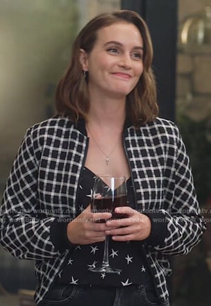 Angie’s black star print cami and check jacket on Single Parents