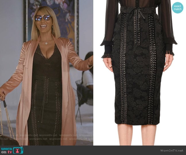 Dolce & Gabbana Lace-Up Jacquard Midi Pencil Skirt worn by Giselle (Nicole Ari Parker) on Empire