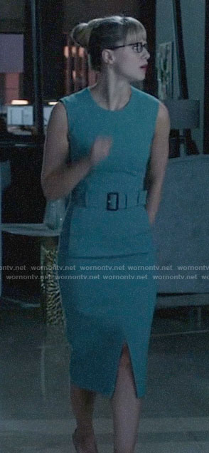 Kara’s green belted sheath dress on Supergirl