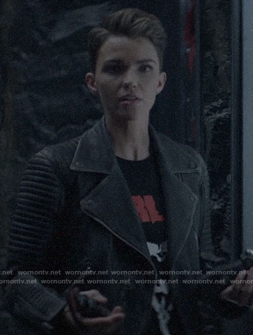 Kate’s leather jacket with ribbed panels on Batwoman