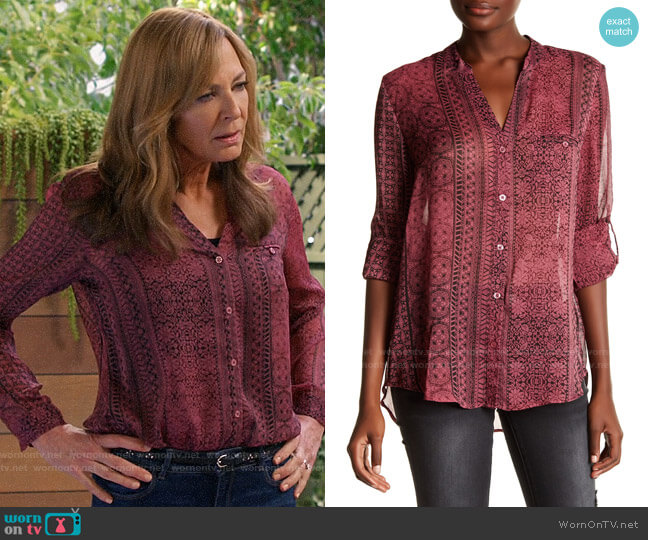 KUT From Kloth Jasmine Print Blouse worn by Bonnie Plunkett (Allison Janney) on Mom