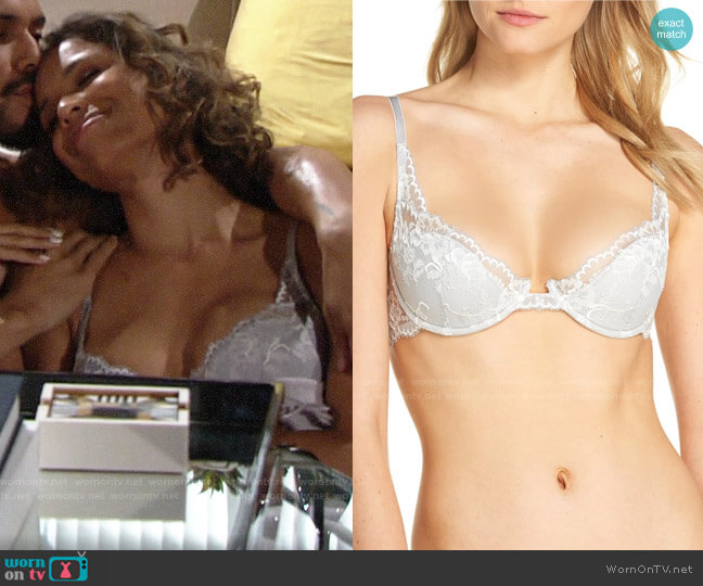 Natori Devotion Contour Underwire Demi Bra in Mink / Warm White worn by Elena Dawson (Brytni Sarpy) on The Young and the Restless
