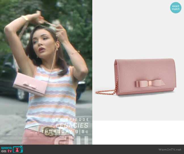 Ted Baker Alaine Shoulder Bag worn by Bess (Maddison Jaizani) on Nancy Drew