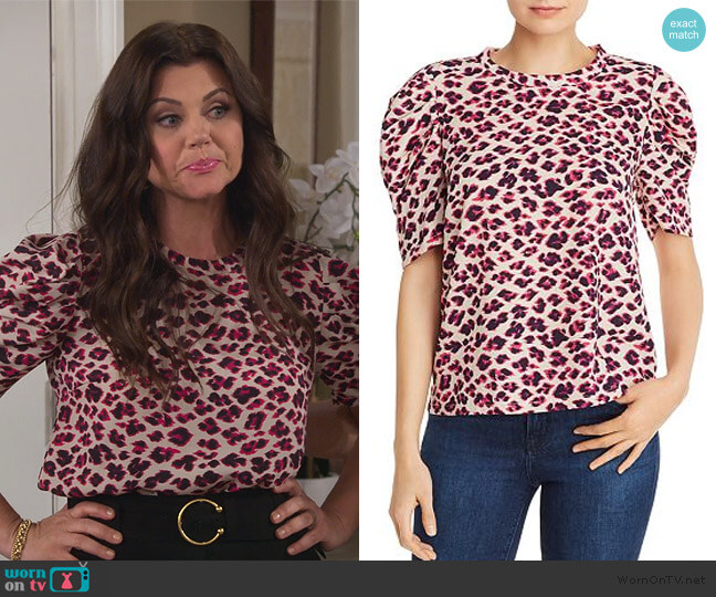 Aqua Puff-Sleeve Leopard Print Top worn by Lori Mendoza (Tiffani Thiessen) on Alexa & Katie