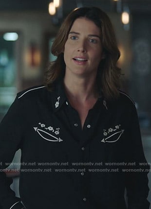 Dex’s black embroidered western shirt on Stumptown