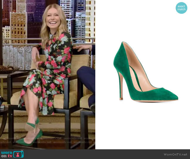 Gianvito Rossi Ellipsis Pointed Pumps worn by Kelly Ripa on Live with Kelly and Mark