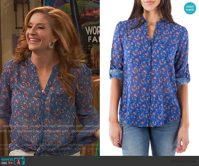 Jasmine Top Kut From The Kloth worn by Chelsea Grayson (Anneliese van der Pol) on Ravens Home