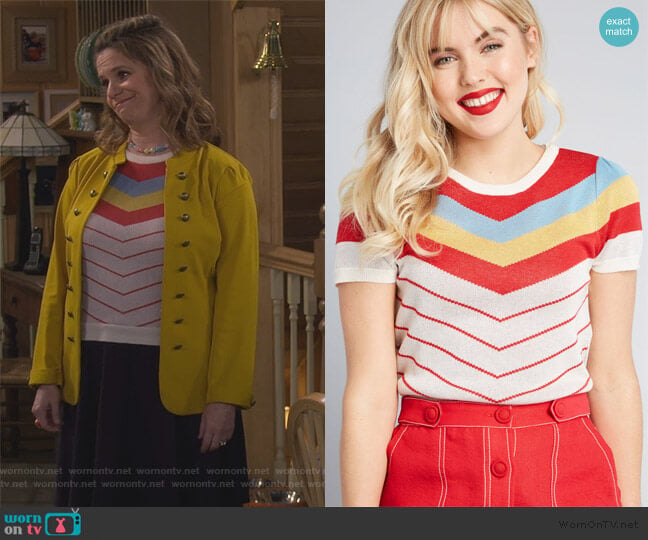 Modcloth Nostalgic Bliss Short Sleeve Sweater worn by Kimmy Gibbler (Andrea Barber) on Fuller House