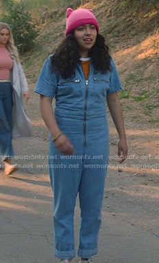 Molly’s denim zip front jumpsuit on Marvels Runaways
