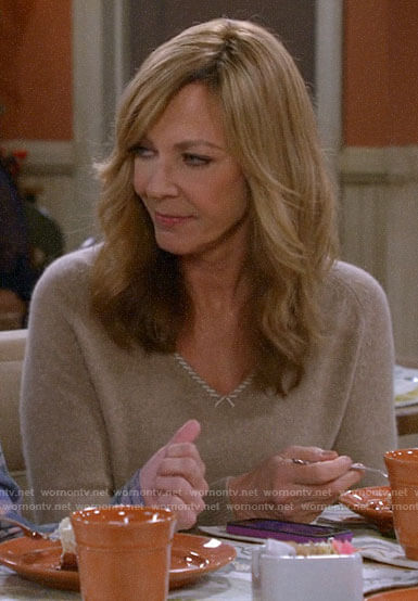 Bonnie’s beige whipstitch trim sweater on Mom