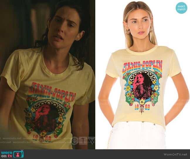 Day Dreamer Janis Joplin 1969 Slim Tee worn by Dex Parios (Cobie Smulders) on Stumptown