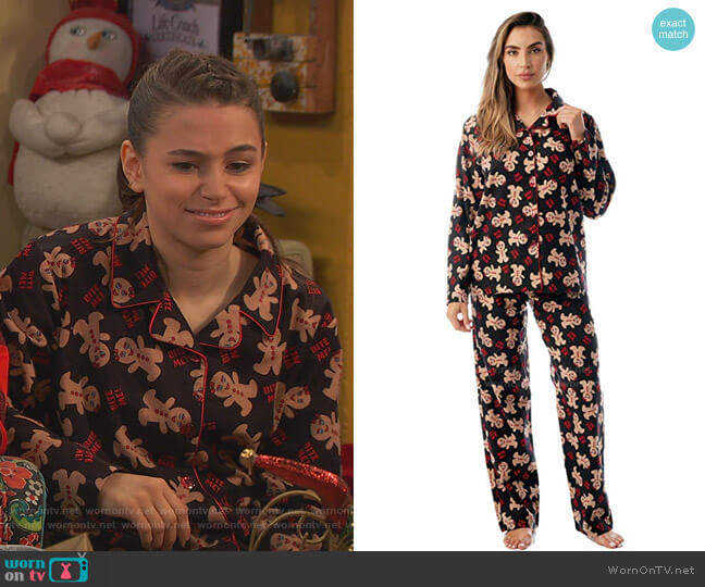 #FollowMe Printed Flannel Button Front PJ Pant Set worn by Tess O'Malley (Sky Katz) on Ravens Home