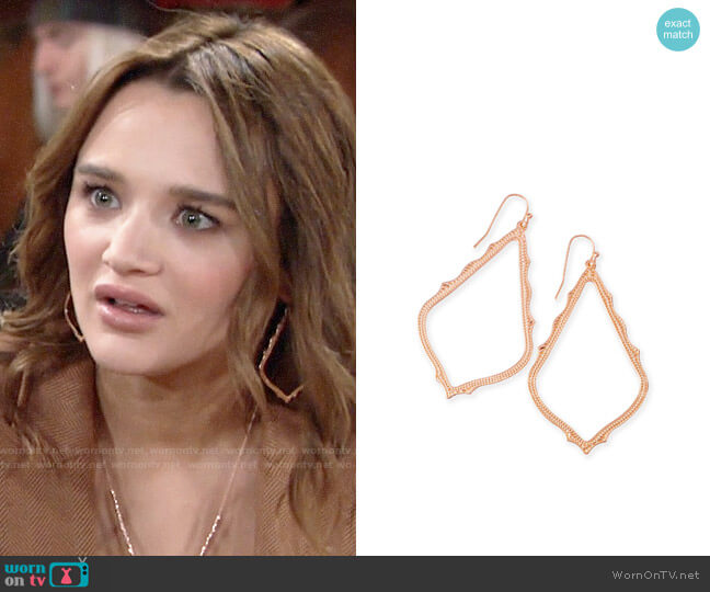 Kendra Scott Sohpee Earrings worn by Summer Newman (Hunter King) on The Young and the Restless