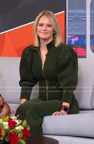 Sara’s green puff sleeve jumpsuit on GMA Strahan Sara And Keke