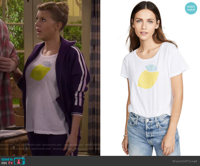 Sundry Lemon Vintage Tee worn by Stephanie Tanner (Jodie Sweetin) on Fuller House
