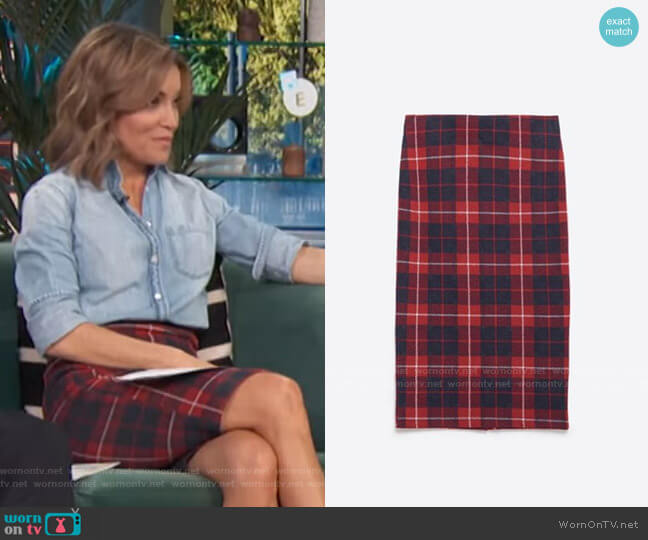 Zara Plaid Check Skirt worn by Kit Hoover on Access Hollywood