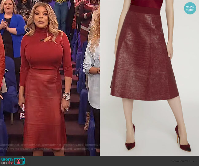 Alice + Olivia Sosie Croc Leather Midi Skirt worn by Wendy Williams on The Wendy Williams Show