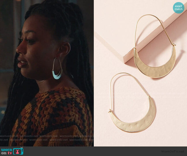 Anthropologie Crescent Hoops worn by Malika Williams (Zuri Adele) on Good Trouble
