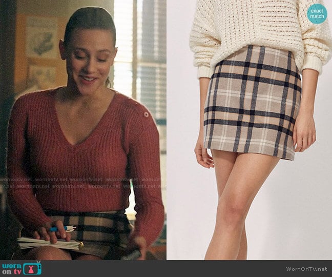 Wilfred Free New Classic Mini Skirt worn by Betty Cooper (Lili Reinhart) on Riverdale