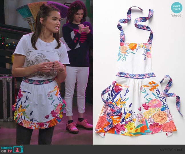 Bridgette Thornton Paint + Petals Apron worn by Alexa Mendoza (Paris Berelc) on Alexa & Katie