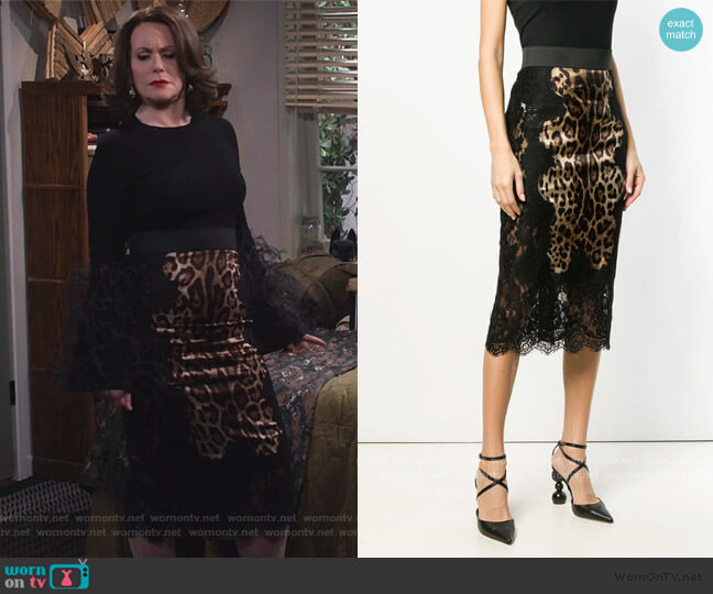Dolce & Gabbana Leopard Print Pencil Skirt worn by Karen Walker (Megan Mullally) on Will and Grace