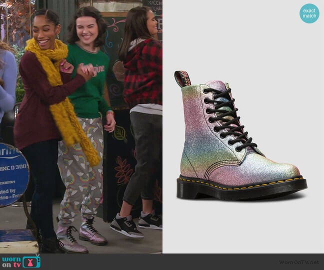 Dr.Martens 1460 Pascal Rainbow Glitter Boots worn by Hannah (Merit Leighton) on Alexa & Katie