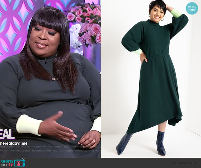Eloquii Mock Neck Dress with Contrast Cuff worn by Loni Love on The Real