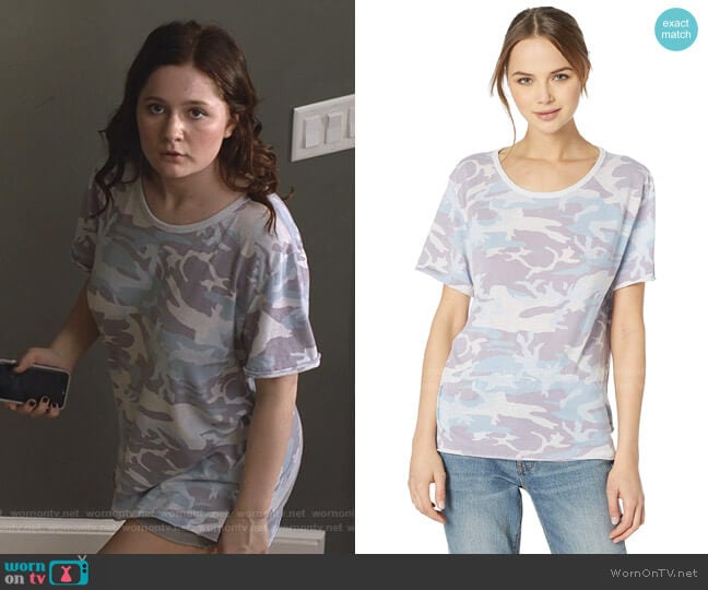 Free People Army Tee worn by Debbie Gallagher (Emma Kenney) on Shameless