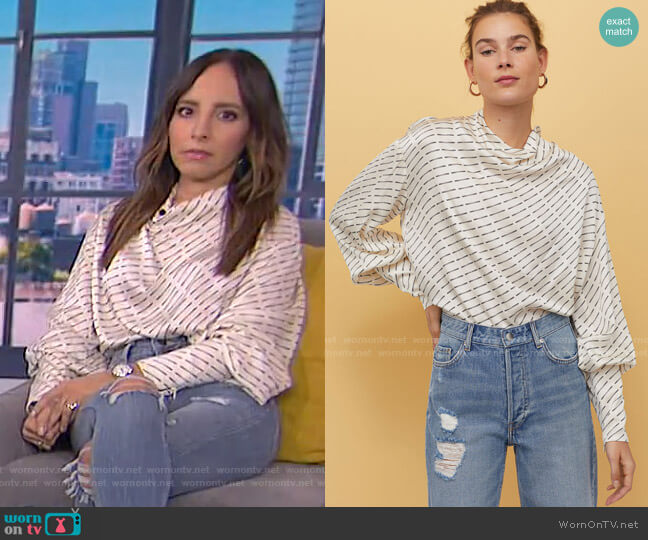 H&M Balloon-Sleeved Blouse worn by Lilliana Vazquez on E! News