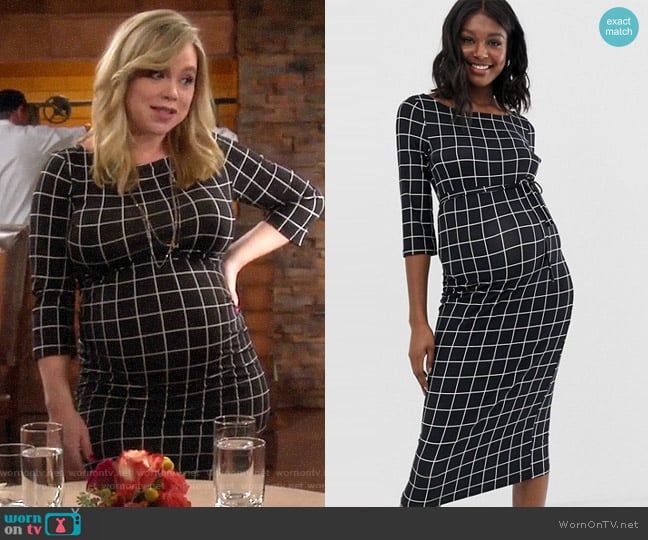 Mamalicious Jersey Grid Check Midi Dress worn by Kristin Baxter (Amanda Fuller) on Last Man Standing