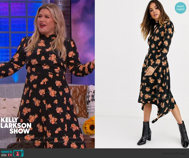 Miss Selfridge Midi Dress with High Neck in Floral Print worn by Kelly Clarkson on The Kelly Clarkson Show