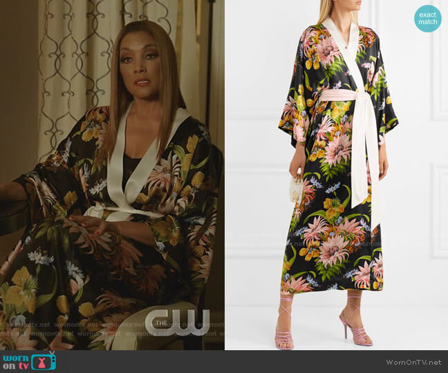 Olivia von Halle Queenie Floral-Print Silk-Satin Robe worn by Dominique Deveraux (Michael Michele) on Dynasty