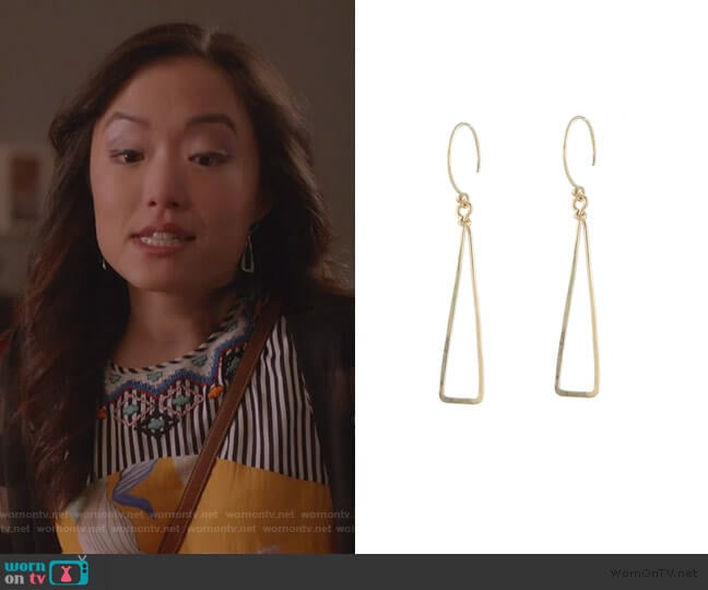 Peggy Li Skinny Triangle Earrings worn by Janet (Andrea Bang) on Kims Convenience