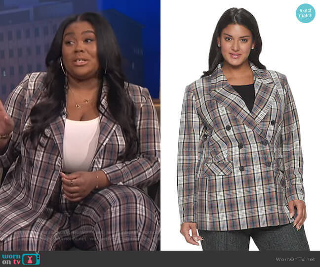 Apt. 9 Plaid Blazer worn by Nina Parker on E! News