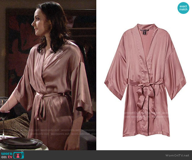 Victorias Secret Short Satin Kimono worn by Tessa Porter (Cait Fairbanks) on The Young and the Restless