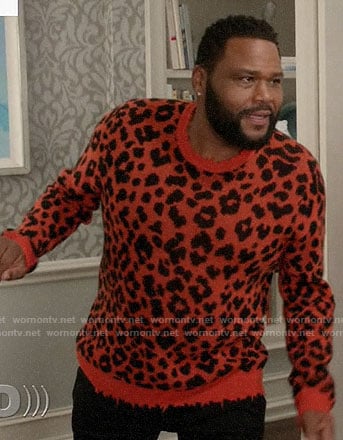 Andre’s orange leopard sweater on Black-ish