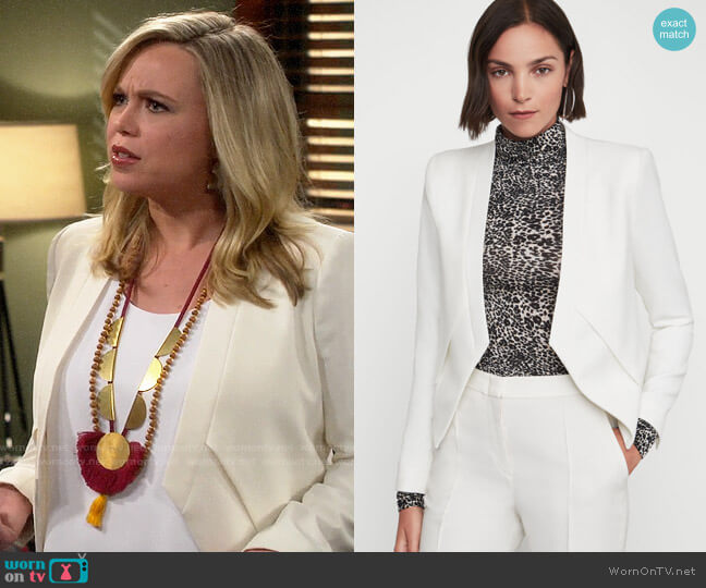 Bcbgmaxazria Lloyd Jacket worn by Kristin Baxter (Amanda Fuller) on Last Man Standing