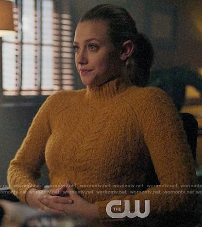 Betty’s yellow textured cable knit sweater on Riverdale